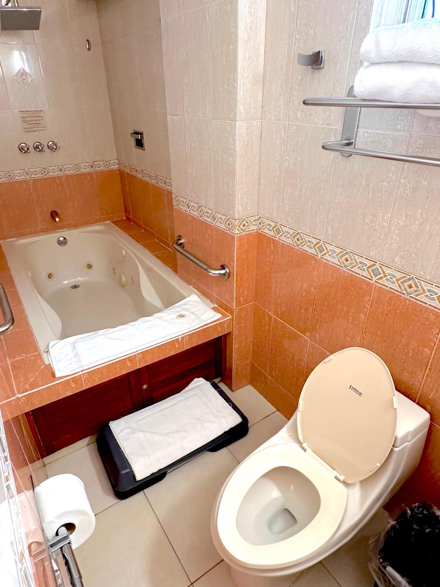 Hotel Andros Colon Luaran gambar