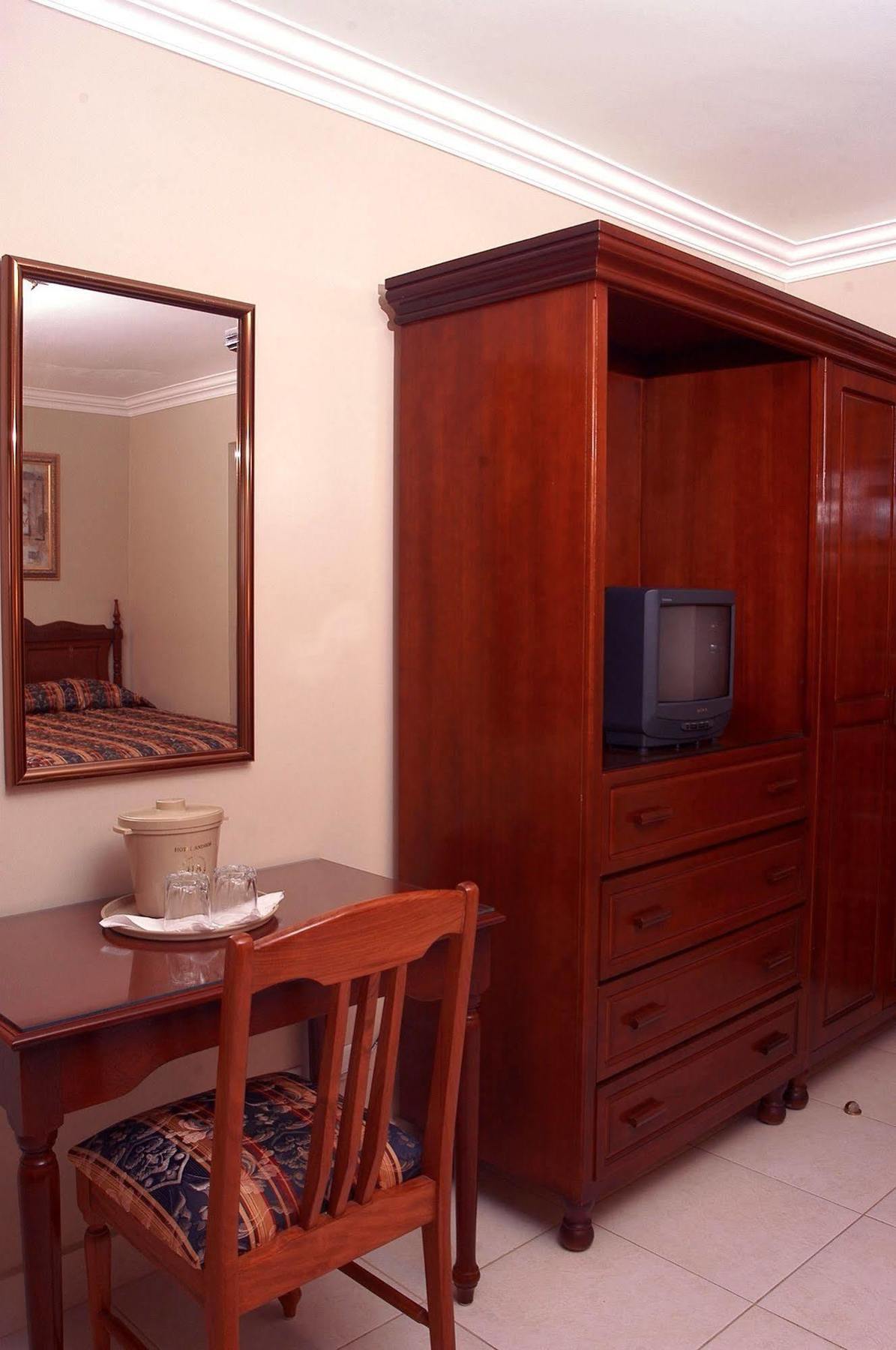 Hotel Andros Colon Luaran gambar